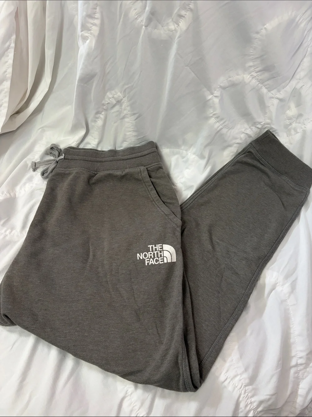The North Face men’s Charcoal Gray Logo Joggers